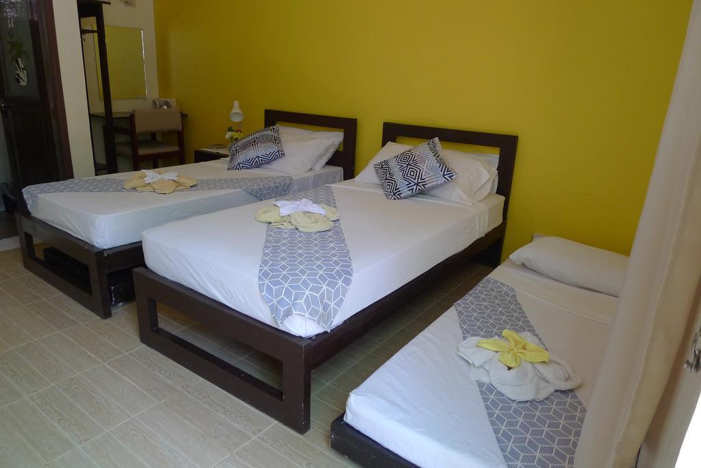 By The Bay, Jacana Bed & Breakfast Puerto Princesa Camera foto