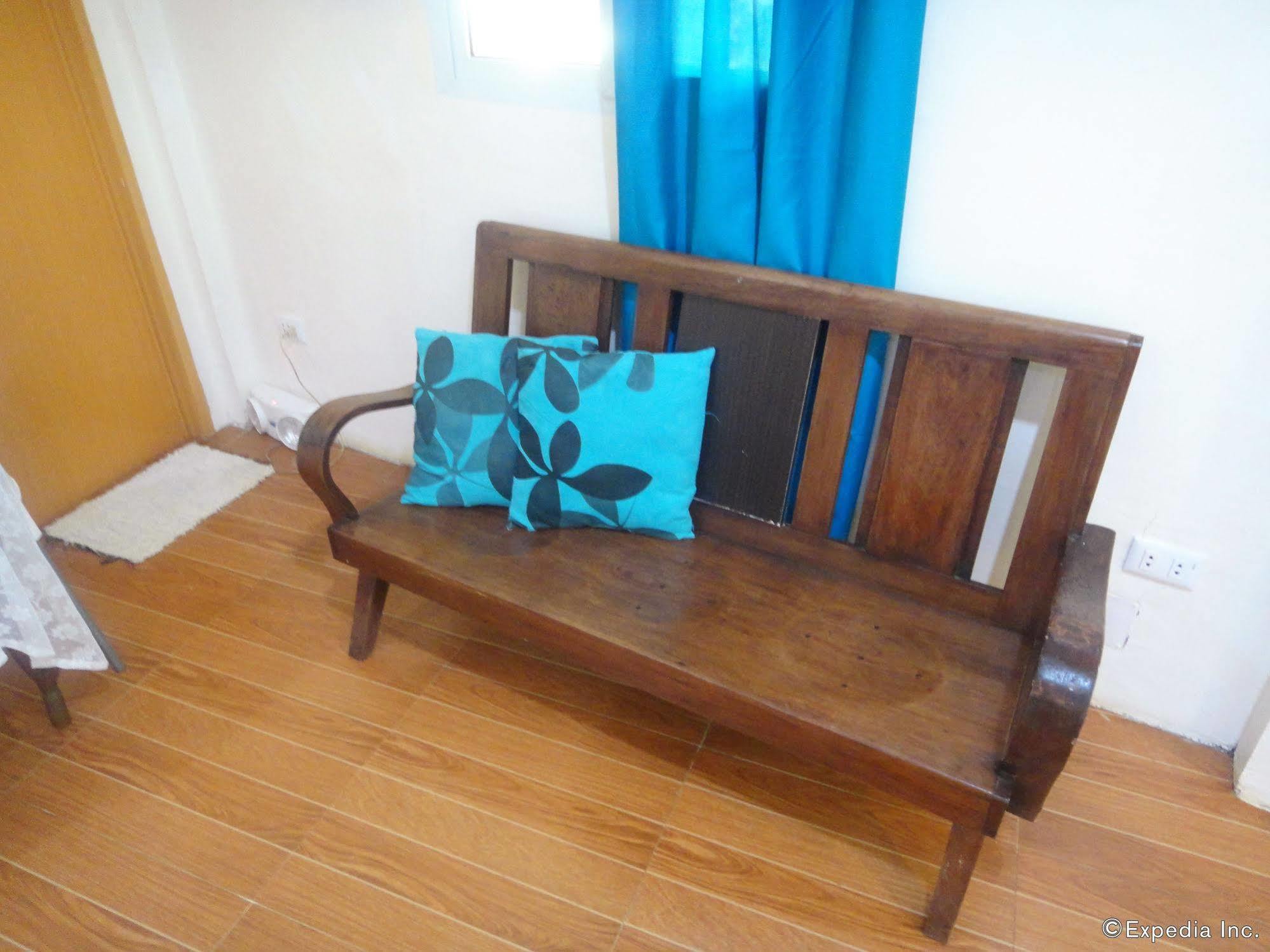 By The Bay, Jacana Bed & Breakfast Puerto Princesa Esterno foto