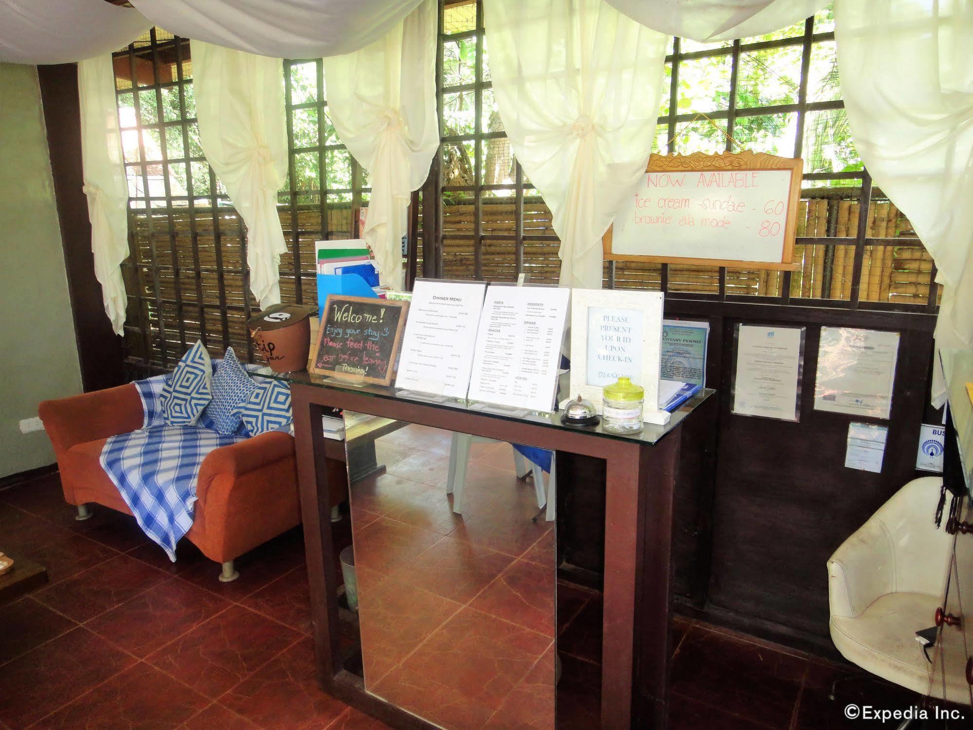 By The Bay, Jacana Bed & Breakfast Puerto Princesa Esterno foto