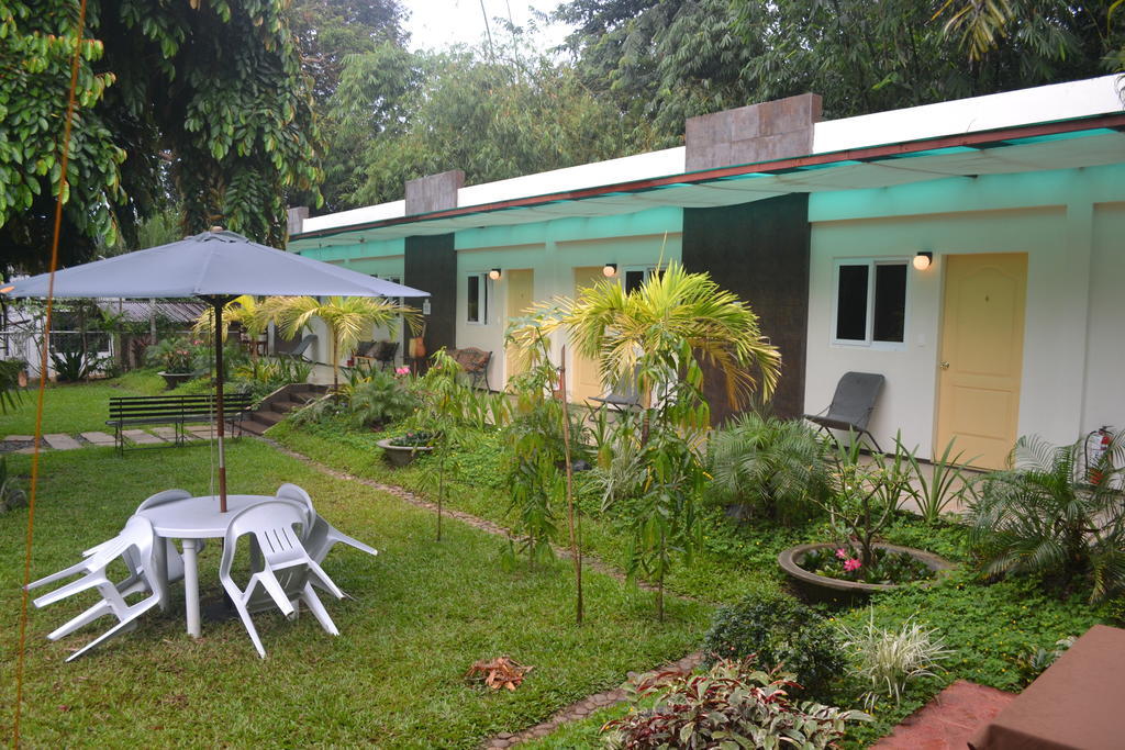 By The Bay, Jacana Bed & Breakfast Puerto Princesa Esterno foto